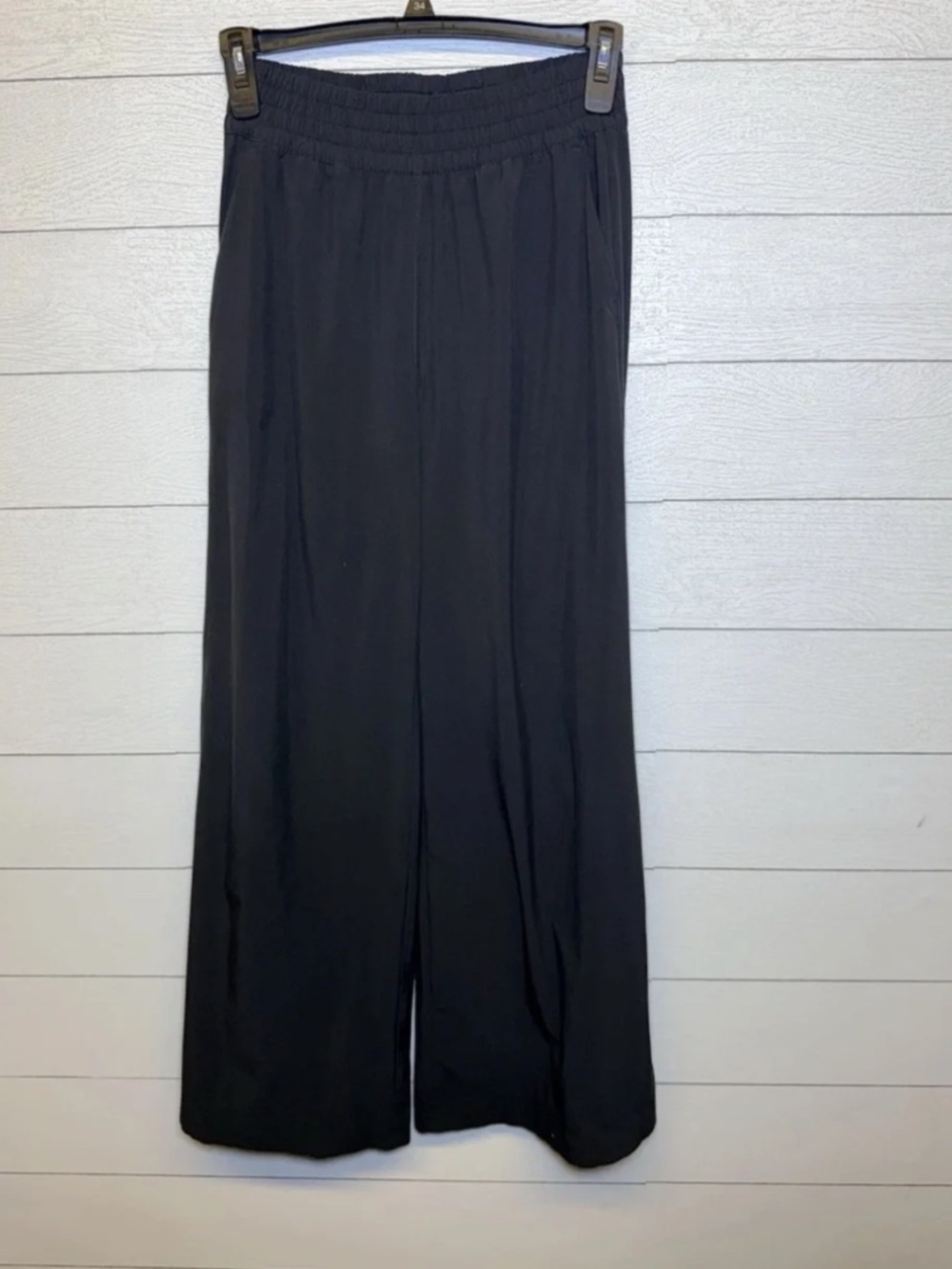 Black Vuori Villa Wideleg Pant - Large - Picture 3 of 3